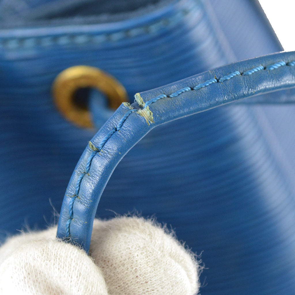 Louis Vuitton 1994 Blue Epi Noe M44005