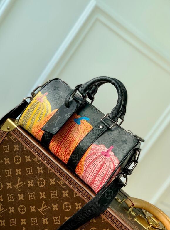 SAMC - LOV Bags - 1229