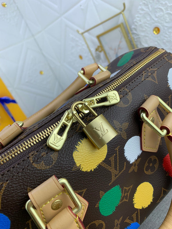 Satchel Bags - VL2 Bags - 137