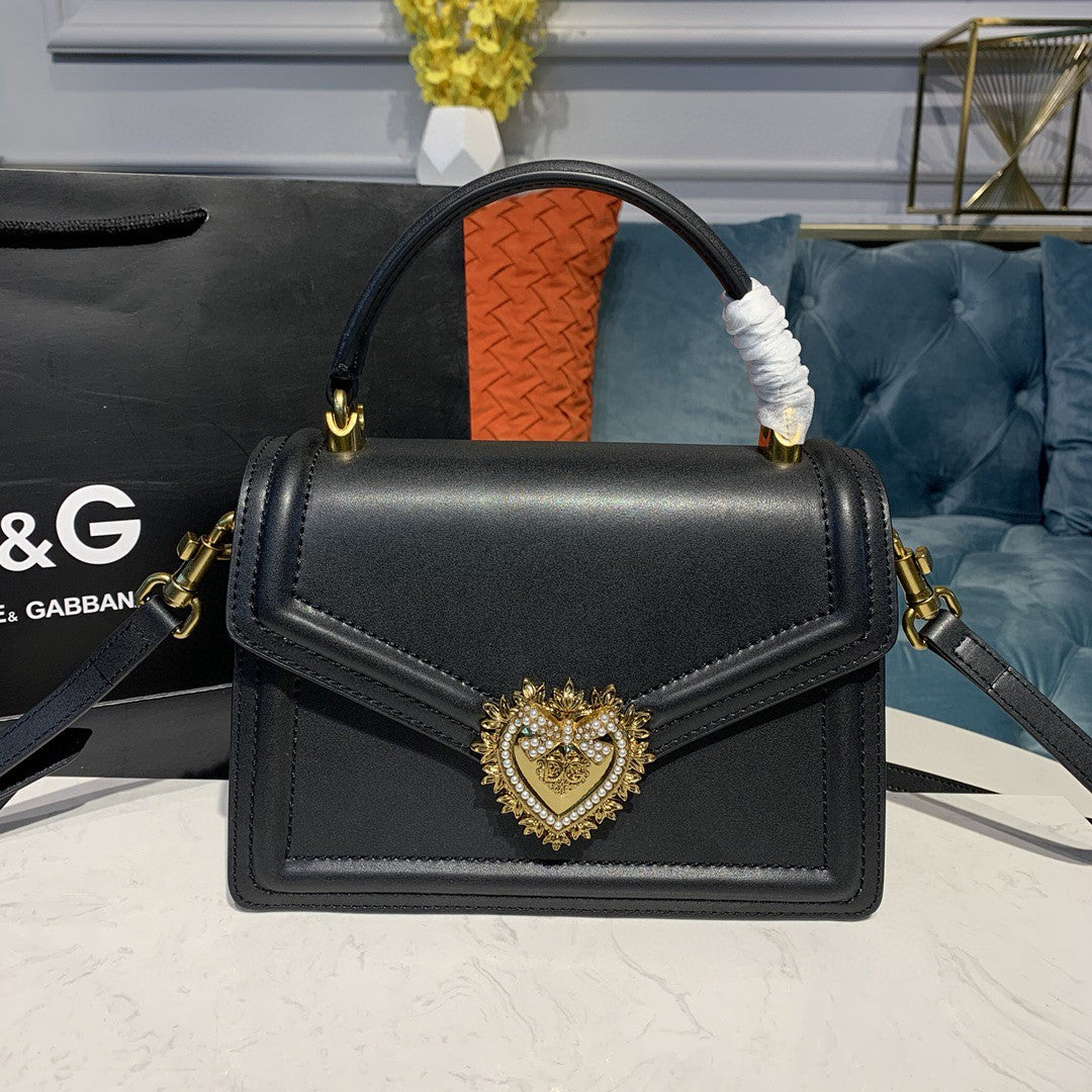 GLAMI MeGLAMIum Devotion Bag Black For Women 9.5in/24cm