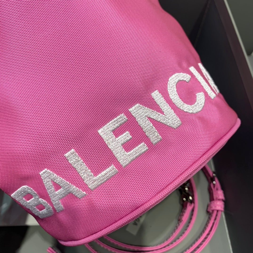 Balen Le Cagole MeGLAMIum Bucket Bag In Pink, For Women,  Bags 11.8in/30cm