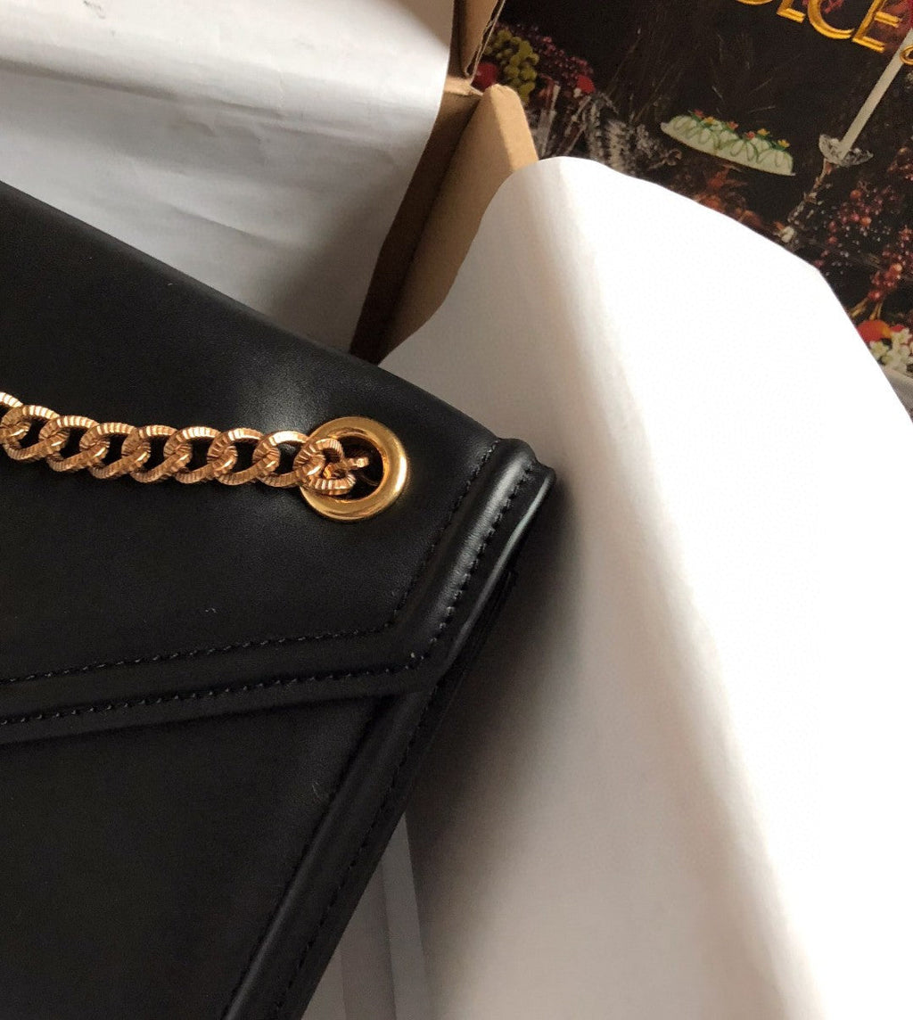 GLAMI MeGLAMIum Devotion Bag Black For Women 8.1in/20.5cm GLAMI