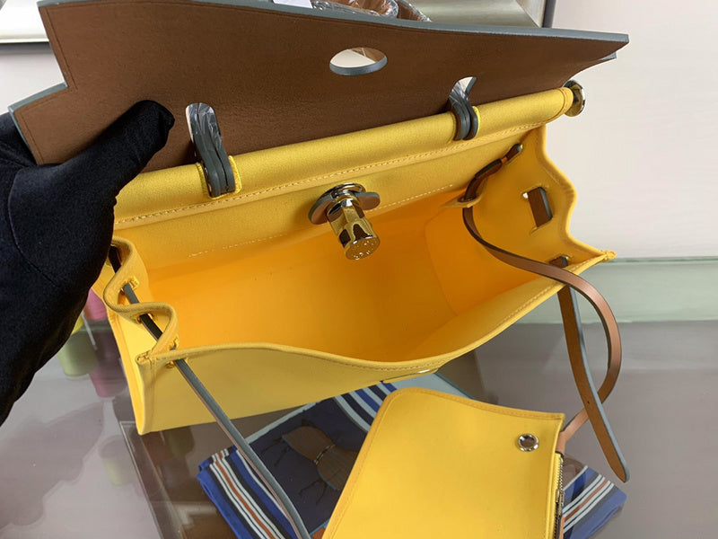 Glamy - HMS Bags - 1963