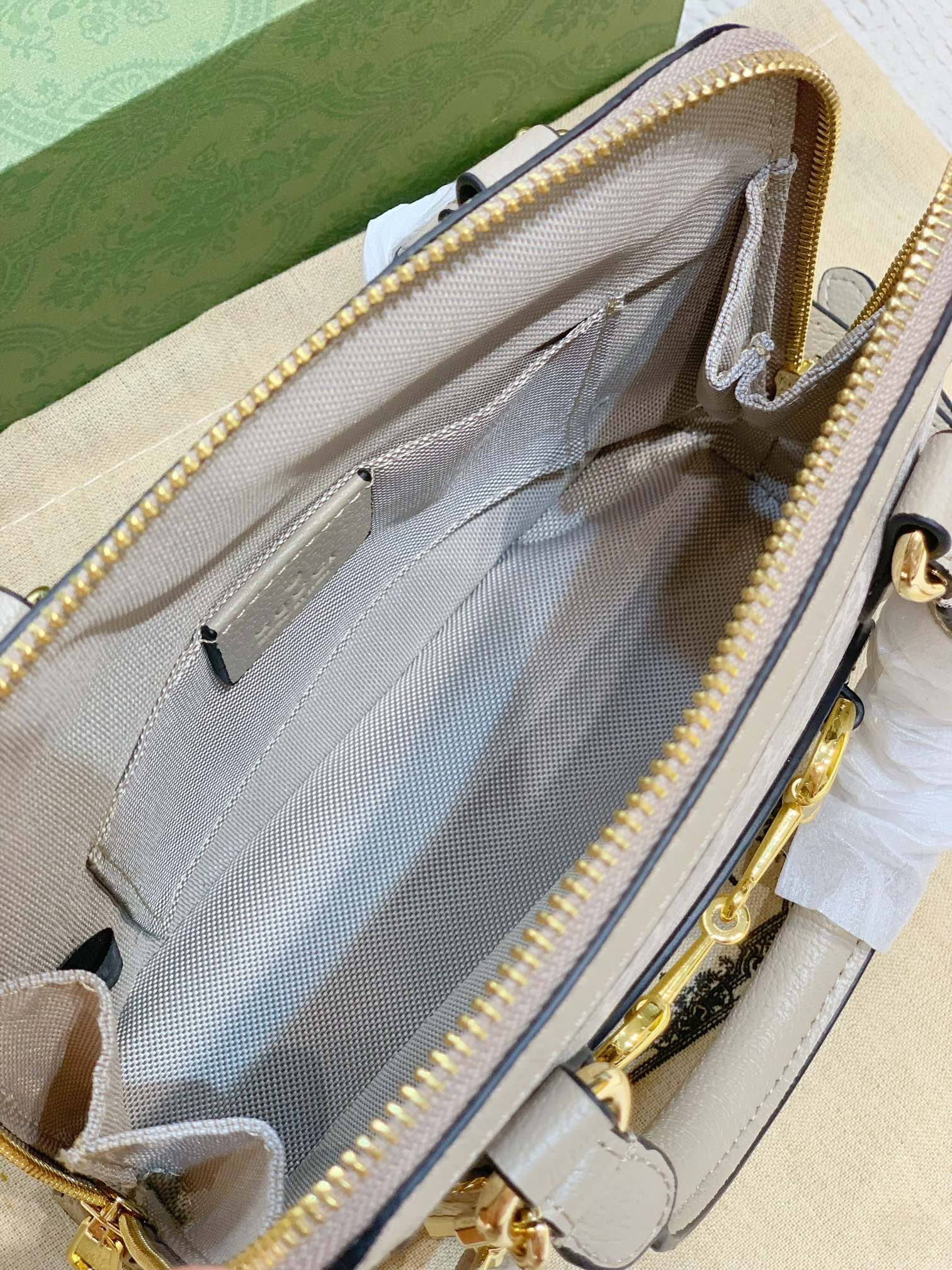 EN - New Bag GCI 447