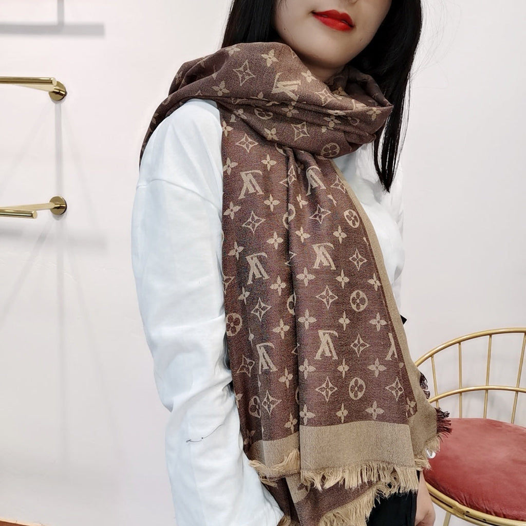 EN - Luxury LUV  Scarf 020