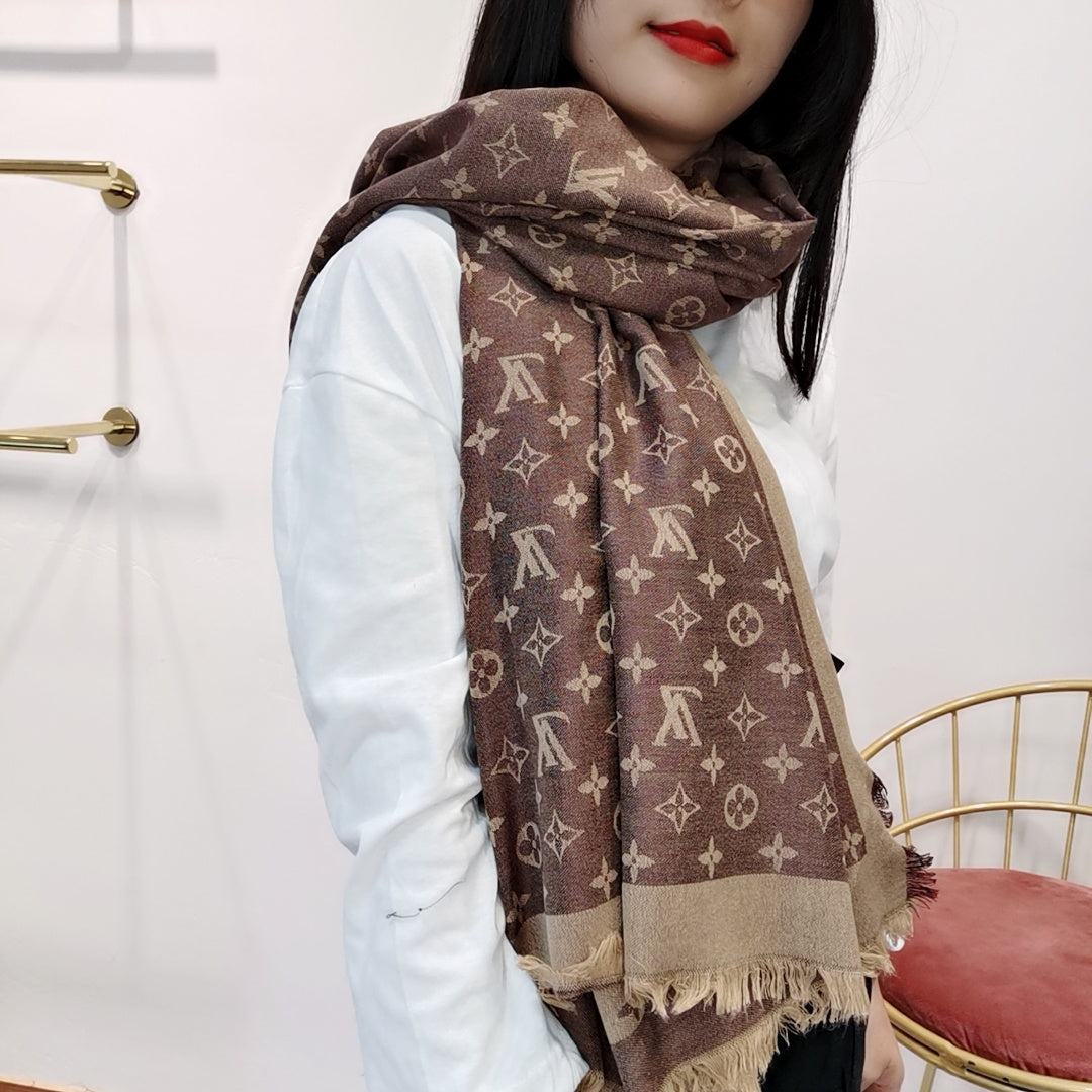 EN - Luxury LUV  Scarf 020