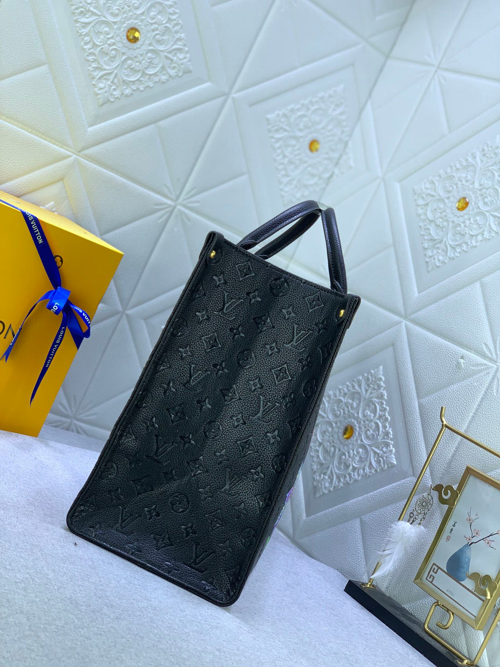 EN - Luxury Bags LUV 769