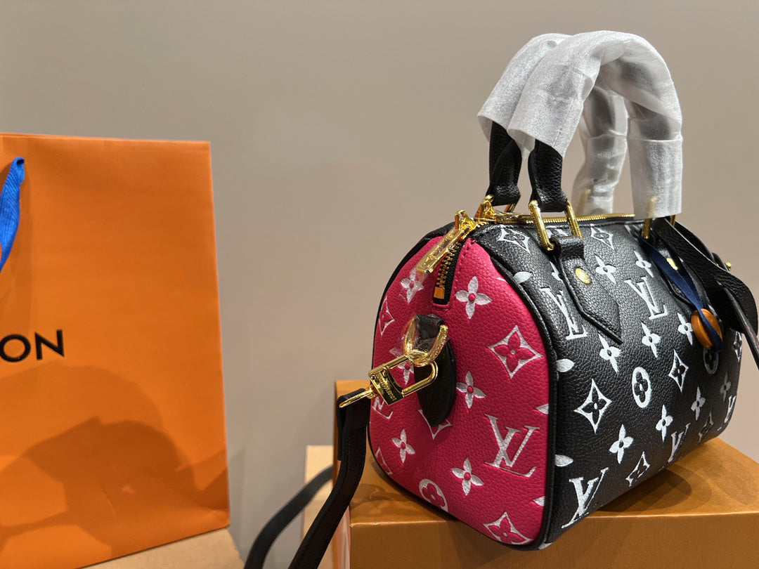 EN - Luxury Bags LUV 732