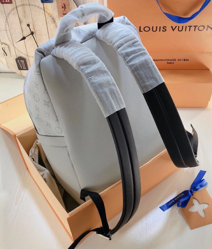 LOV2 Bags - Luxurious Bags  1863