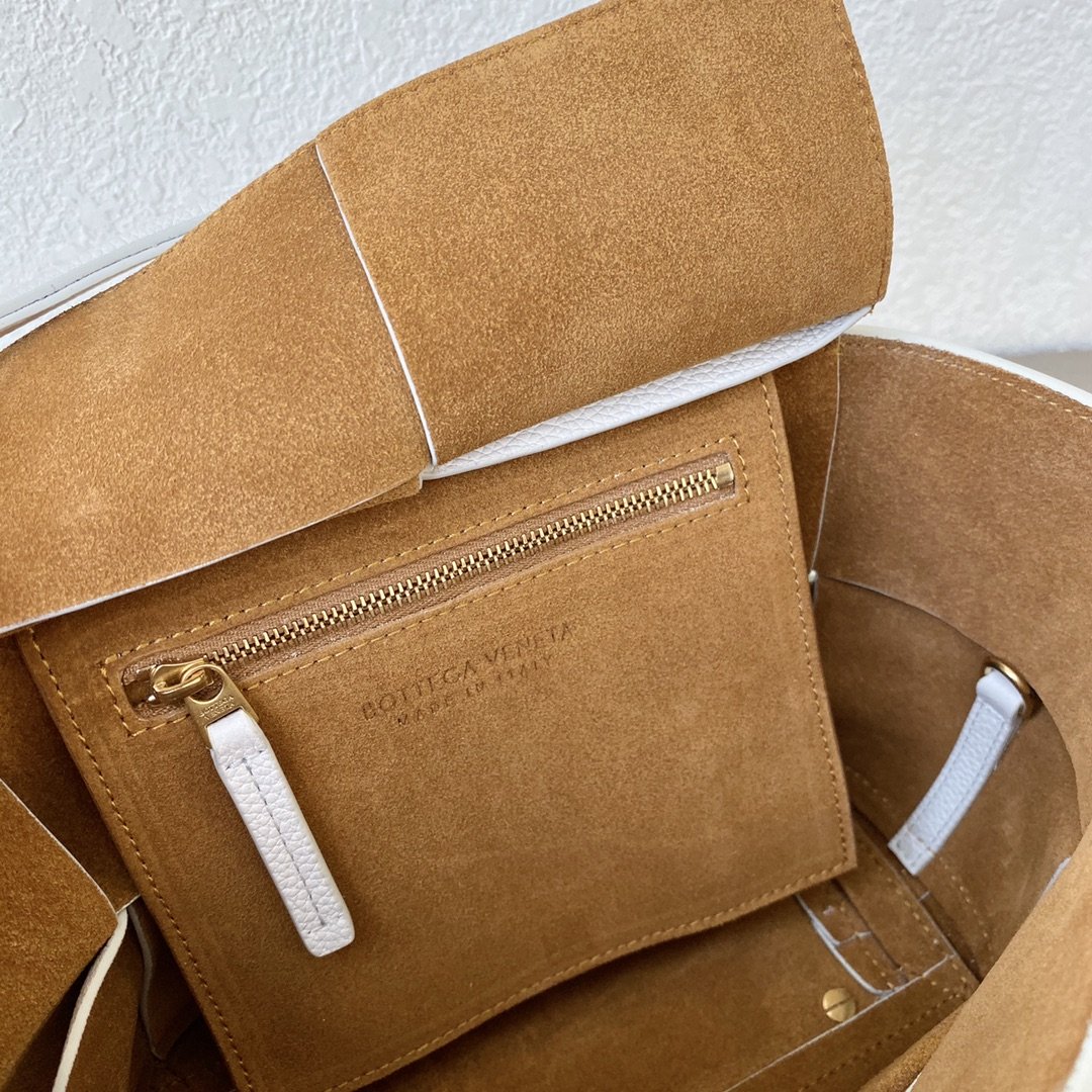 GLAMI Mini Arco White, For Women, WomenÃƒÂ¢Ã¢â€šÂ¬Ã¢â€žÂ¢s Bags 11.4in/29cm 600606VMAP19005