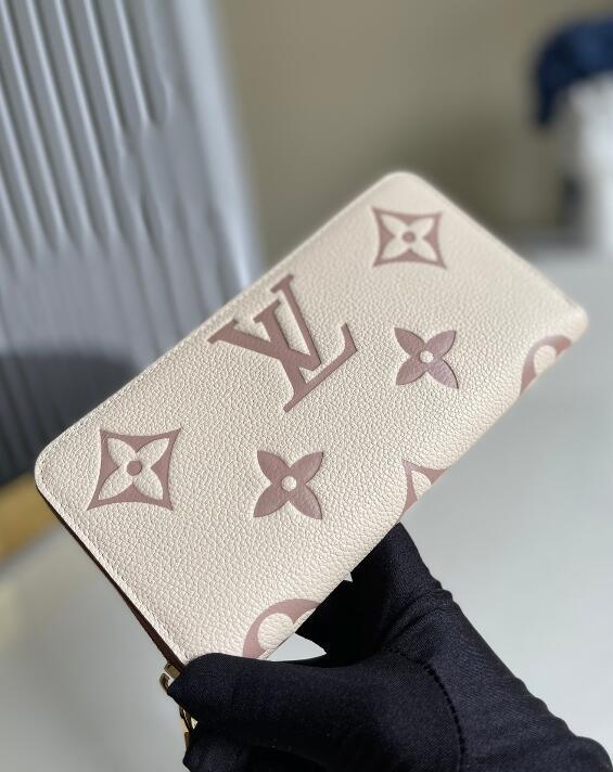 SAMC - Mix Wallets - 070