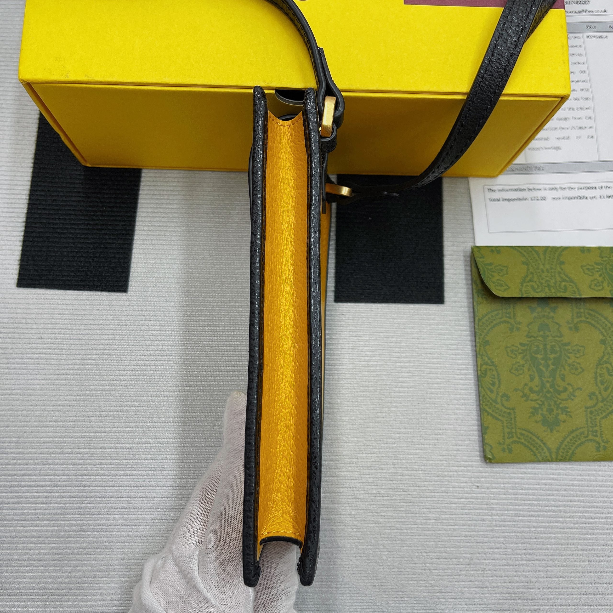 gg x Adidas Phone Case Yellow For Women, Women’s Bags 7.3in/18cm gg‎