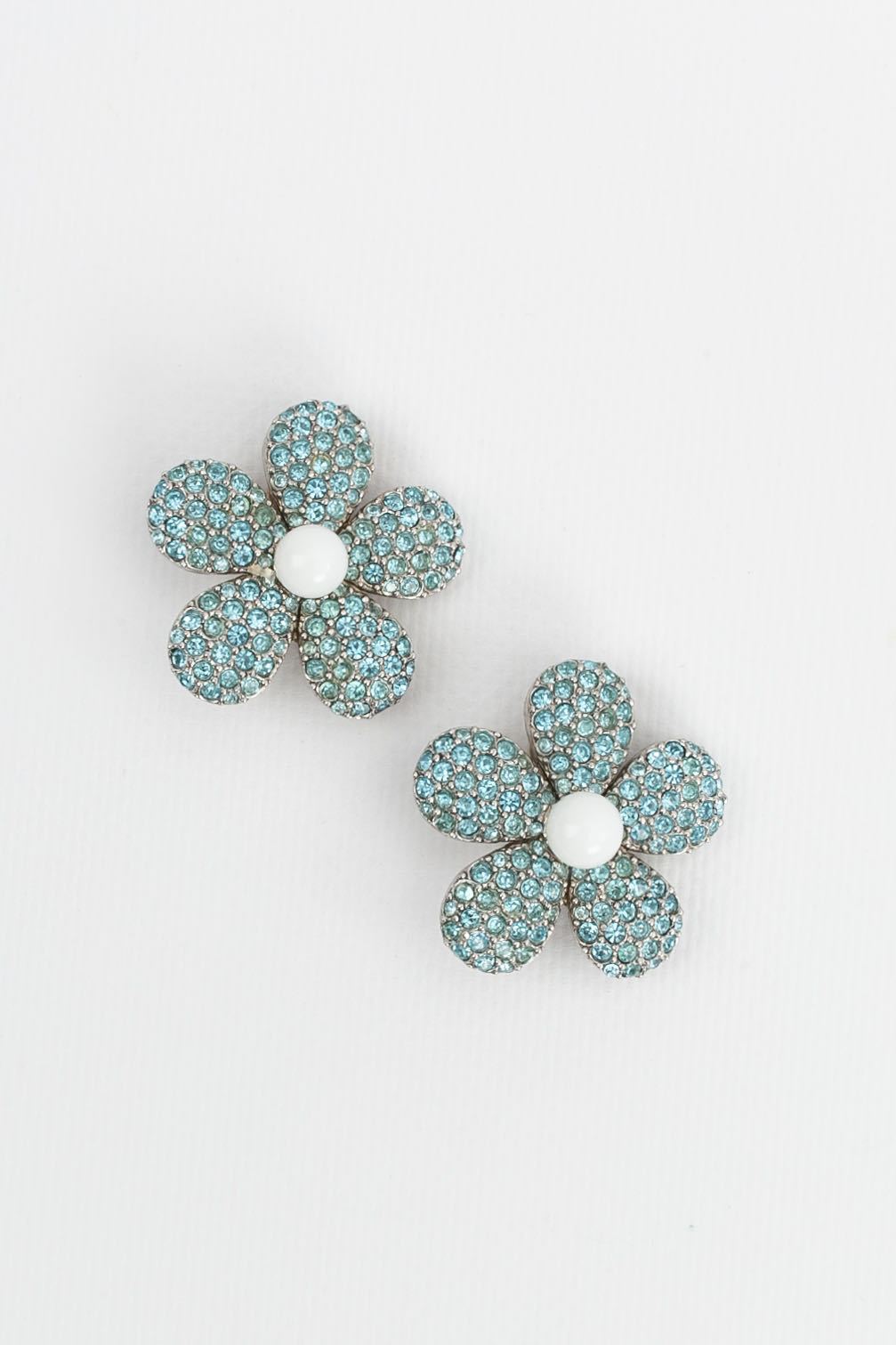 Boucles d'oreilles fleurs Yves Saint Laurent