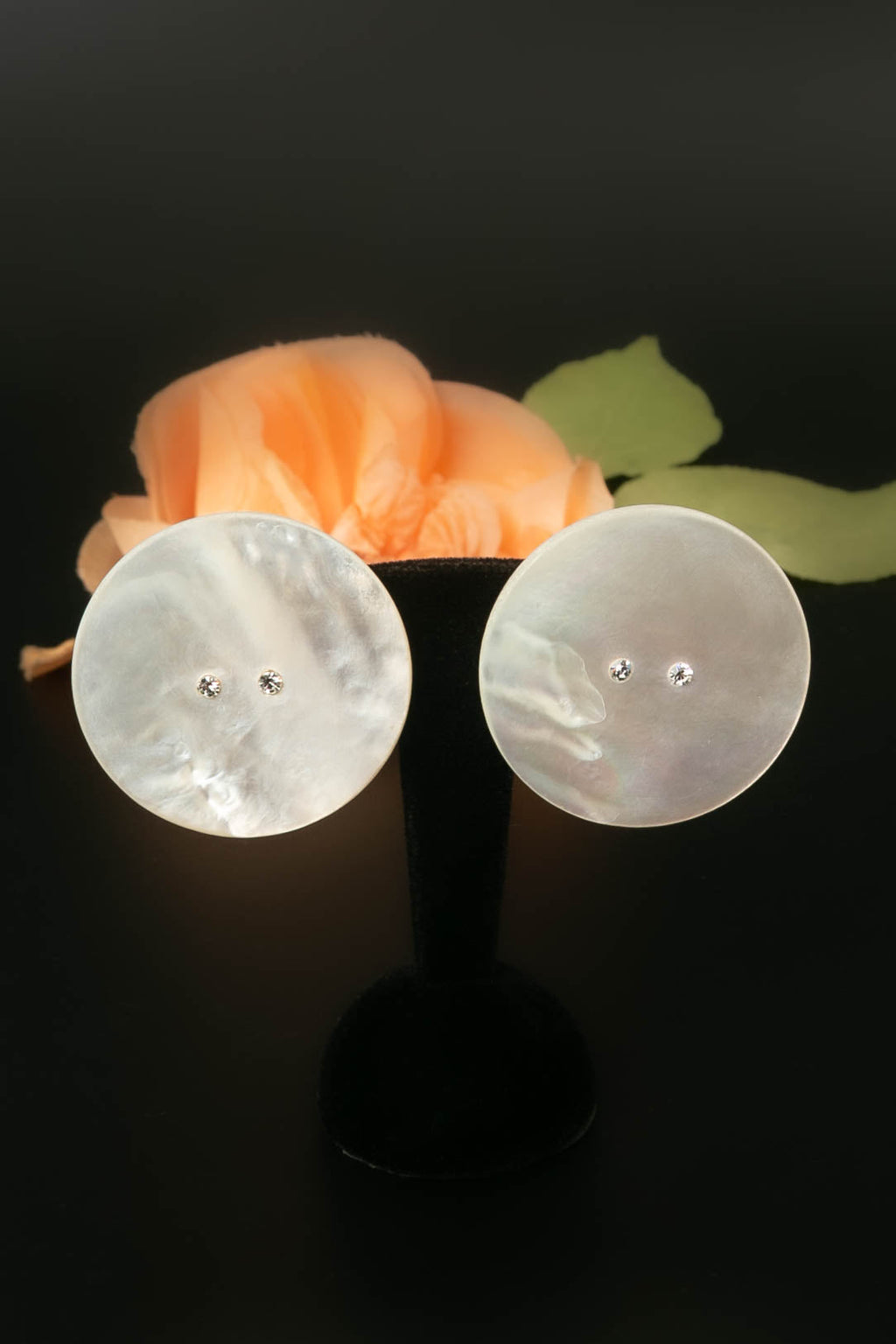 Boucles d'oreilles nacrÃƒÆ’Ã‚Â©es Nina Ricci