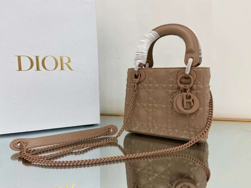 GLAMI Mini Lady Bag Cannage with Beaded Motif, Brown, For Women WomenÃ¢â‚¬â„¢s Handbags, Crossbody Bags, 18cm CD