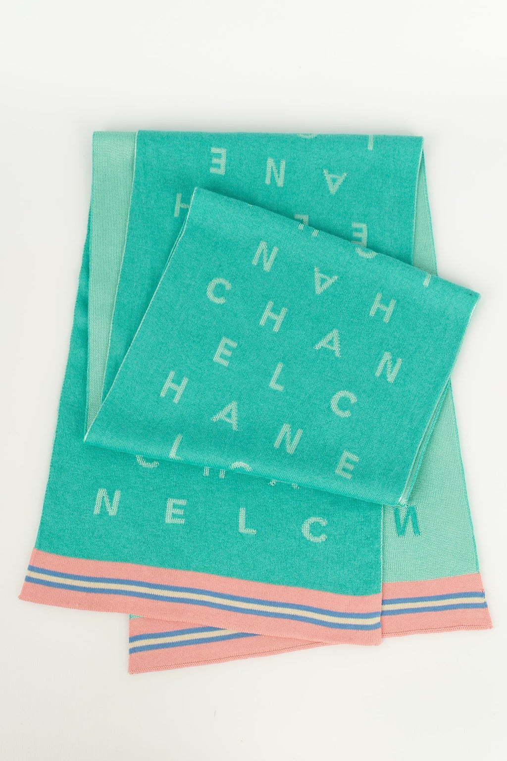 ÃƒÆ’Ã¢â‚¬Â°charpe verte Chanel