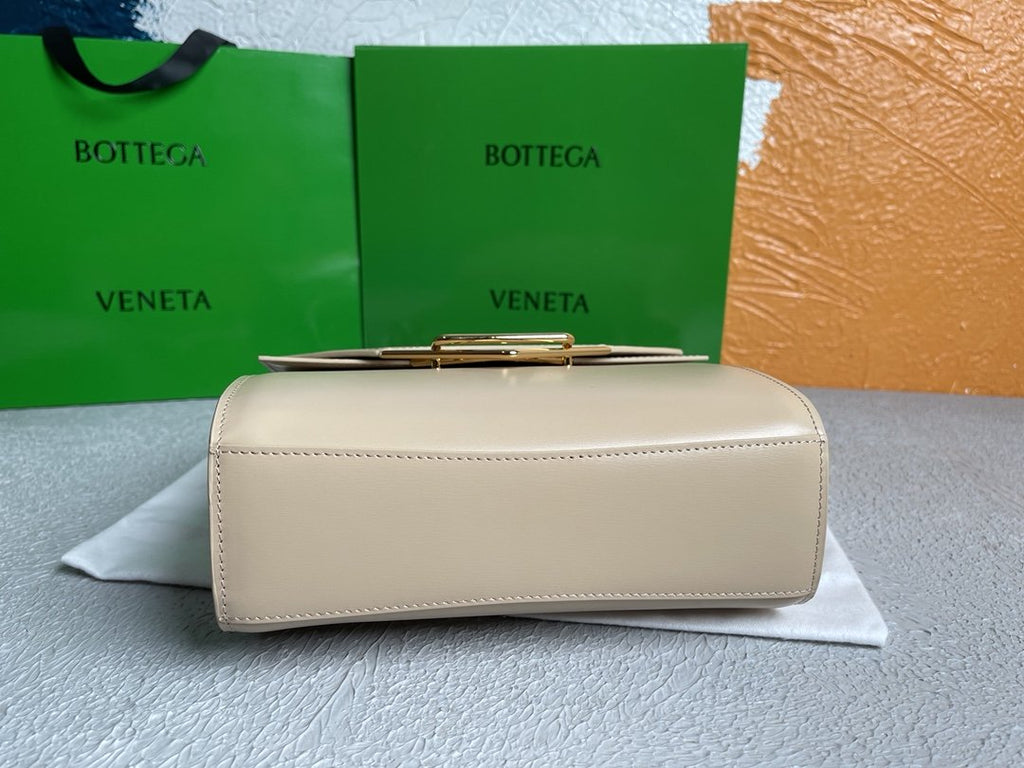 GLAMI Clip Bag Beige, For Women, WomenÃƒÂ¢Ã¢â€šÂ¬Ã¢â€žÂ¢s Bags 9in/23cm