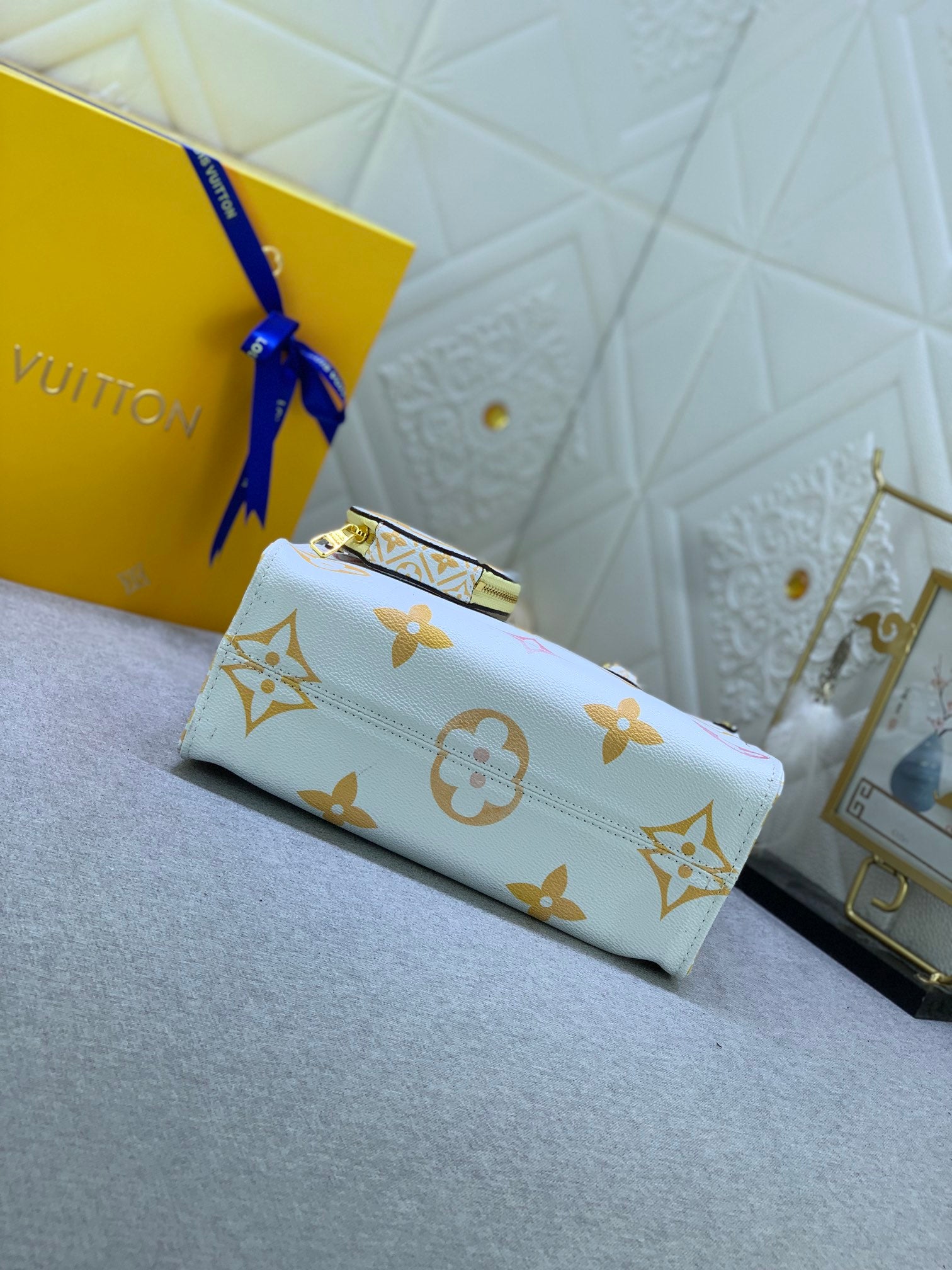 EN - Luxury Bags LUV 816