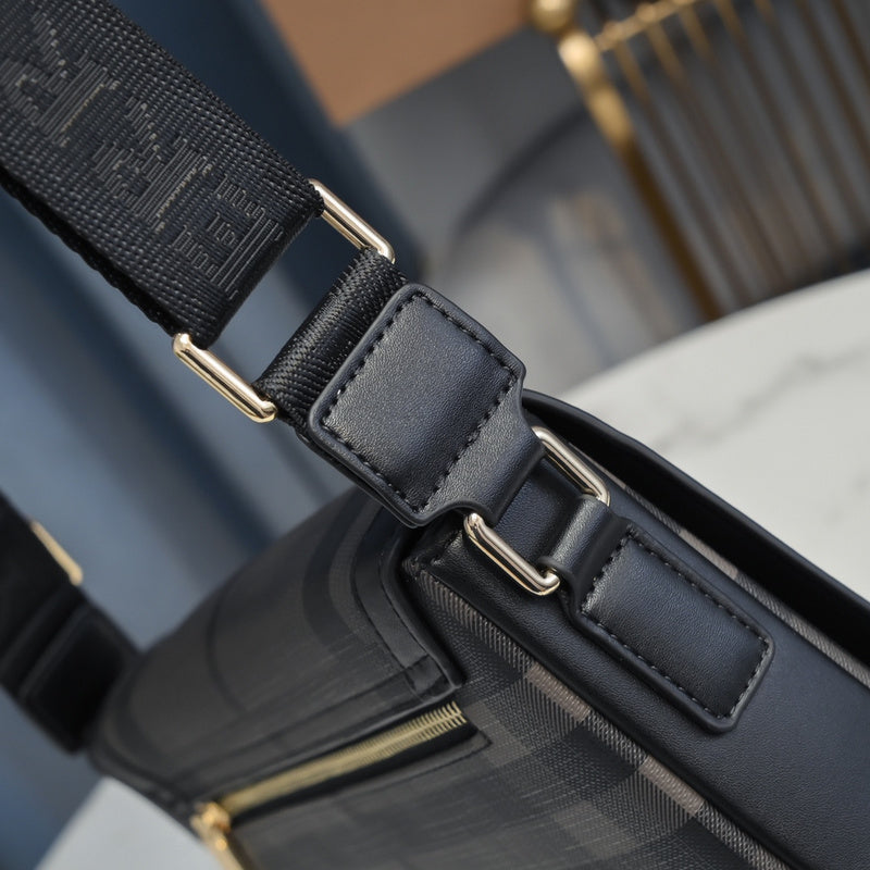Glami-i BOR Men Bags - 182