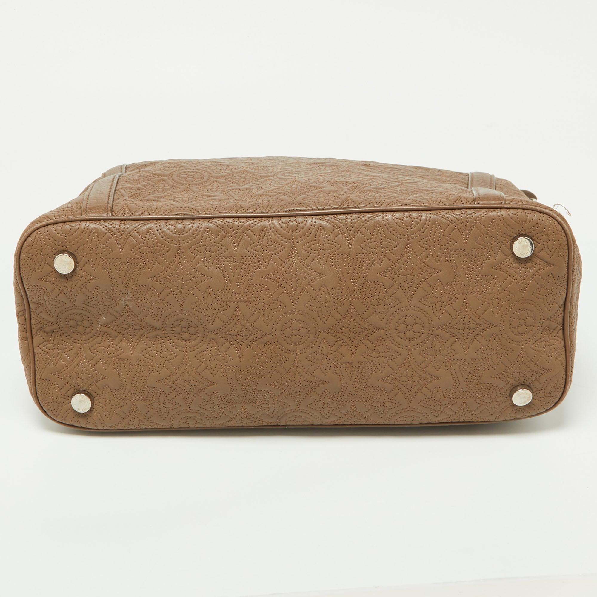 Louis Vuitton Gris Pearl Monogram Antheia Leather Ixia Mm Bag