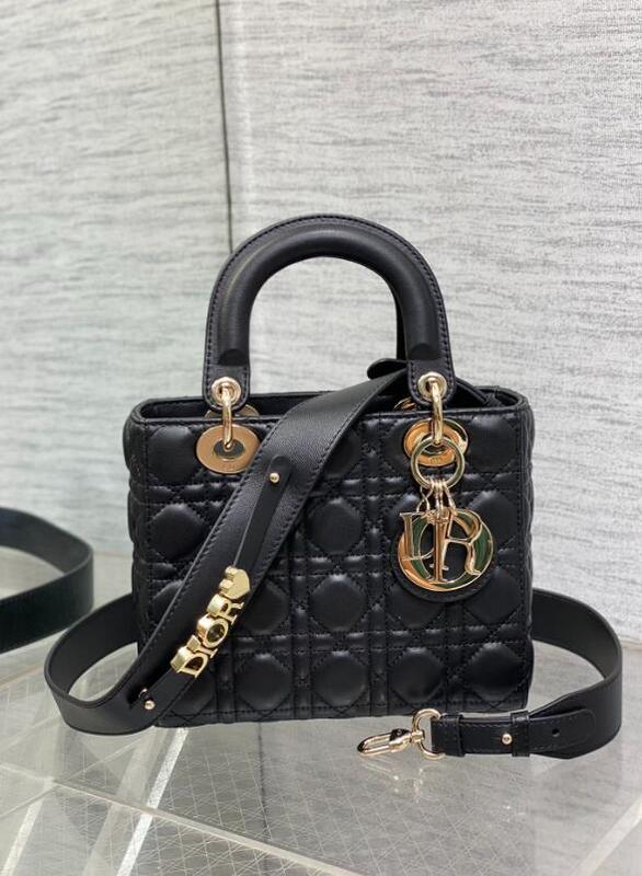 SAMCC - DOR Bags - 083
