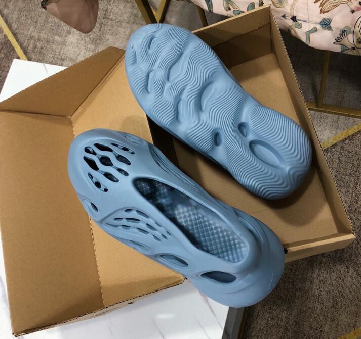 SAMC - YZO Sneakers - 239