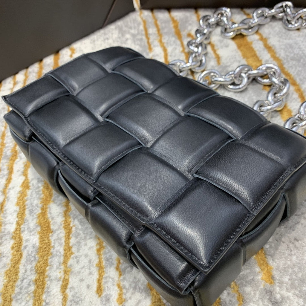 GLAMI Chain Cassette Bag For Women 10.2in/26cm In Black 631421VBWZ01229