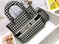 ELE - Dir Bags - 1639