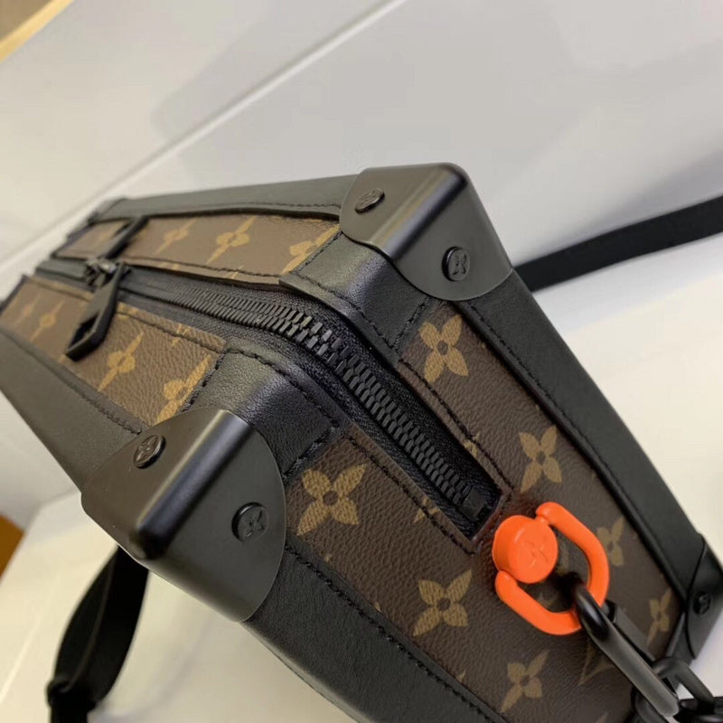 LOV2 Bags - Luxurious Bags  2004