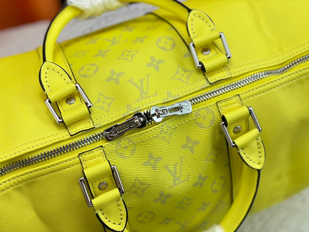 EN - New Arrival Bags LUV 670
