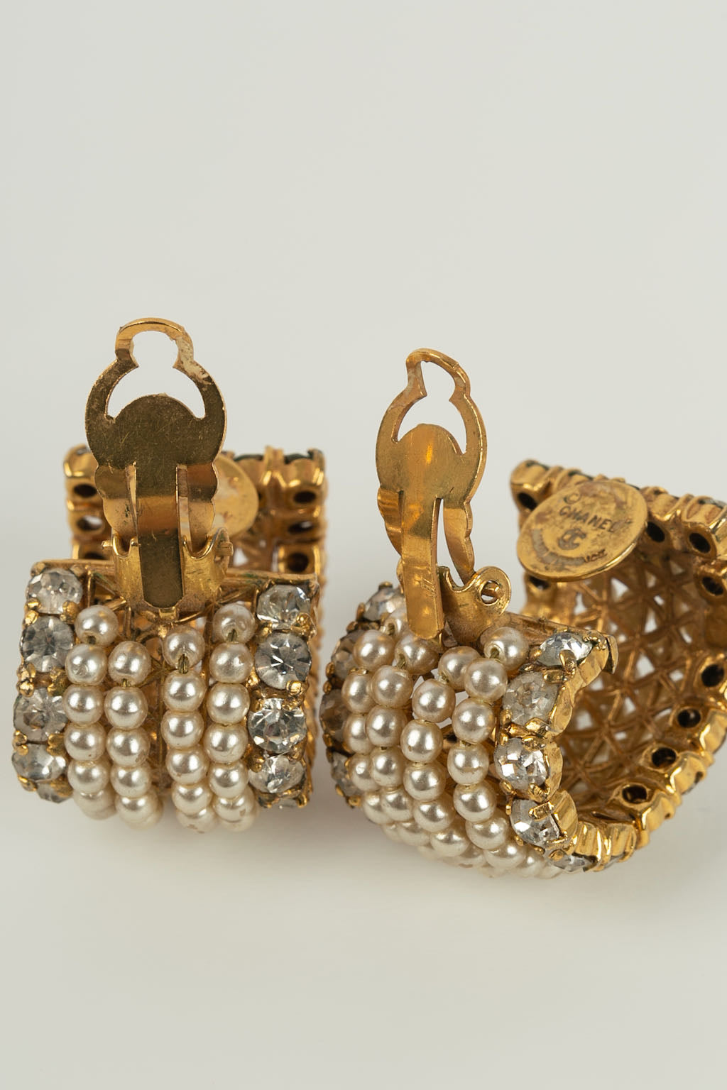 Boucles d'oreilles nacrÃƒÆ’Ã‚Â©es Chanel
