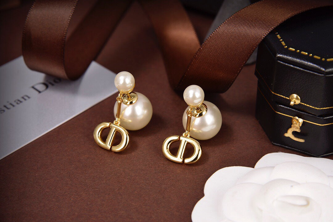 EN - Lux Earring Dir 017