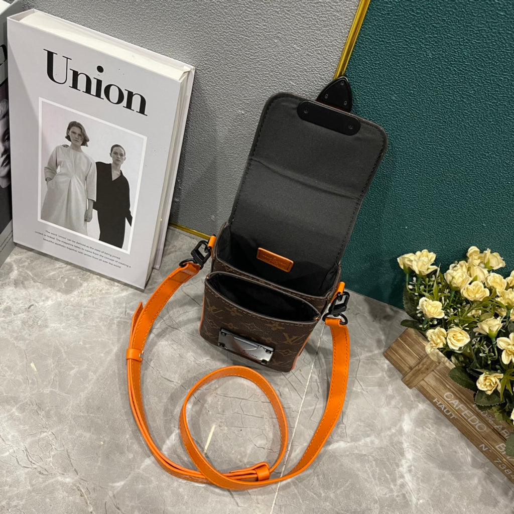 EN - Luxury Bags LUV 805