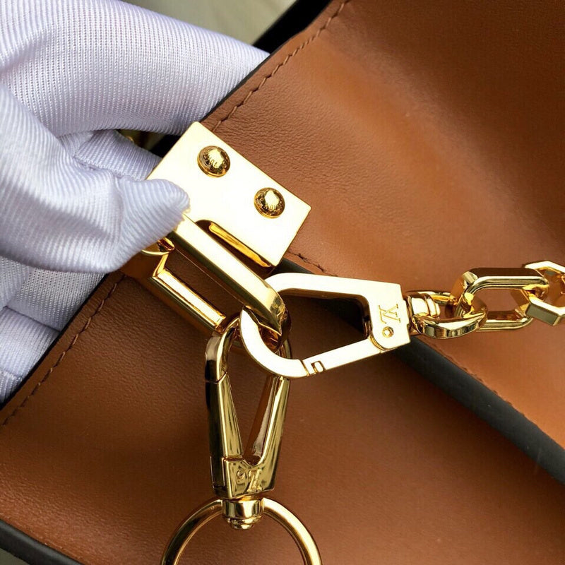 LOV2 Bags - Luxurious Bags  2603