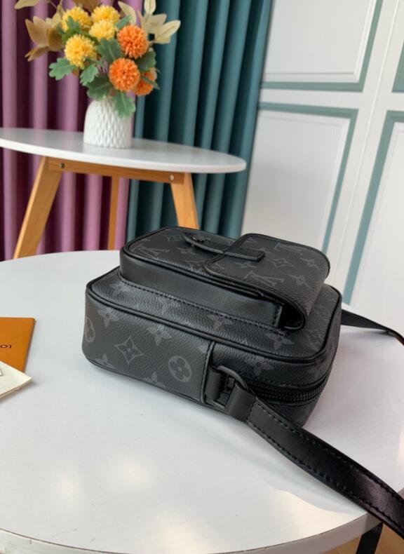 SAMC - LOV Bags - 2055