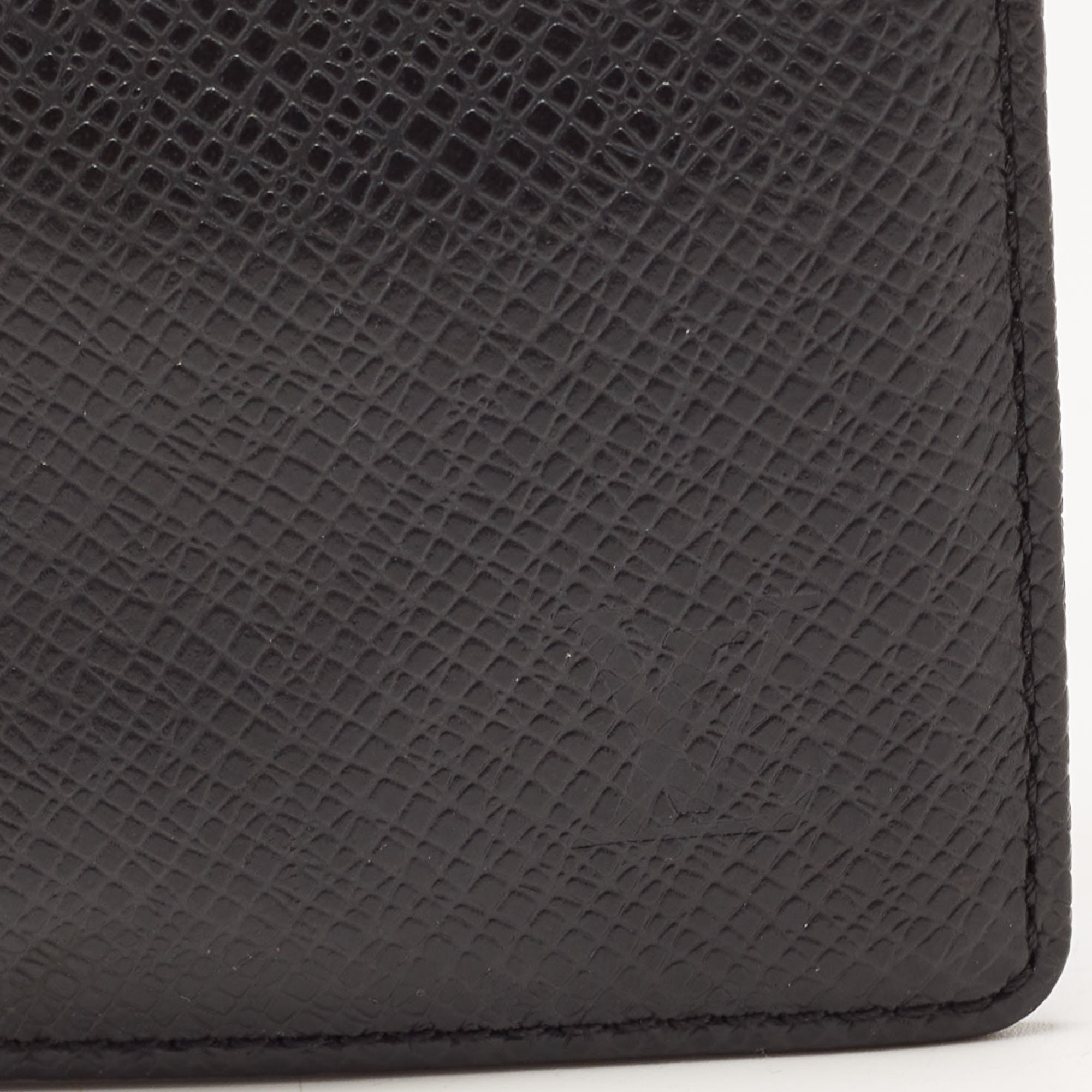 Louis Vuitton  Taiga Leather Bifold Card Case