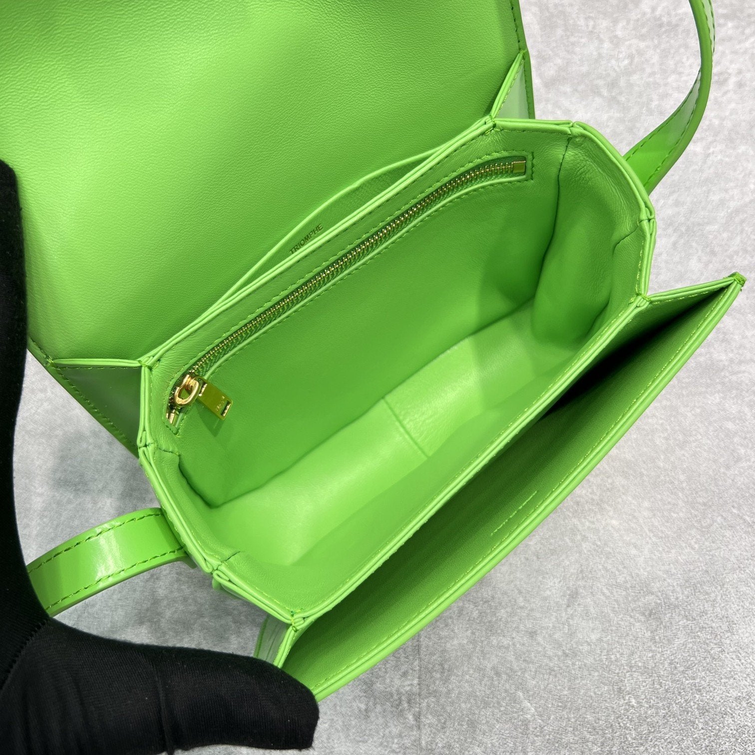 GLAMI Mini Classique Cuir Triomphe Bag Green For Women 7.1in/18cm