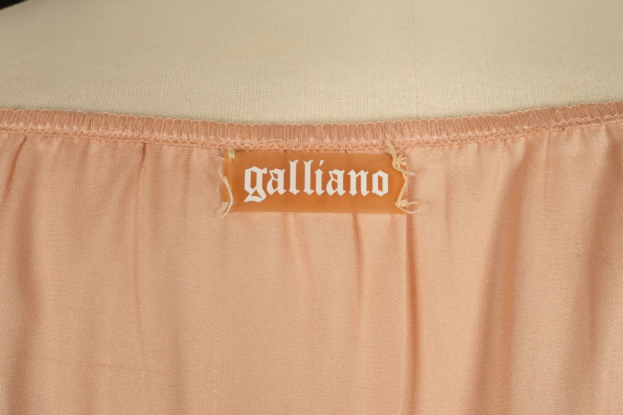 Robe rose poudrÃƒÆ’Ã‚Â©e Galliano