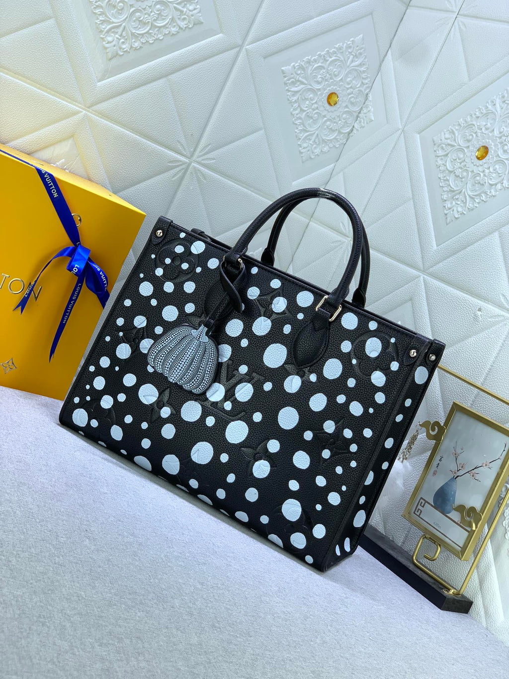 EN - New Bag LUV 635
