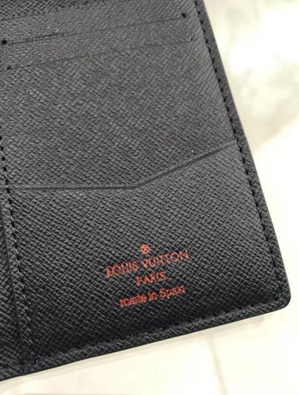 SAMC - Mix Wallets - 060