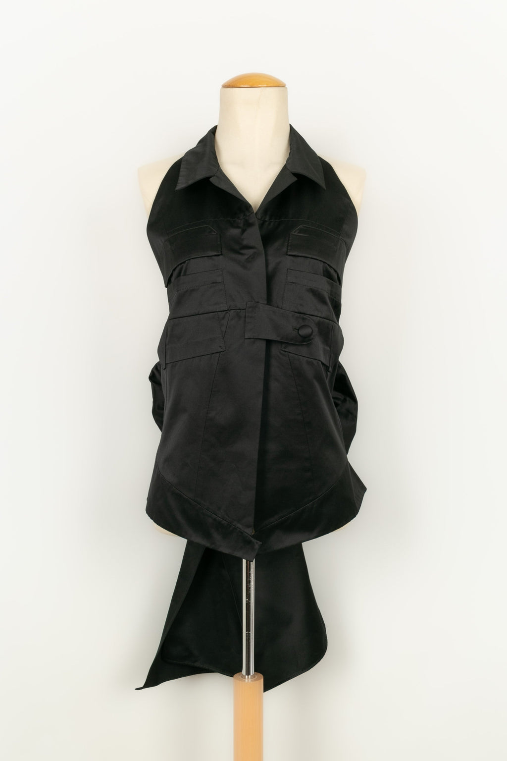 Haut noir Yves Saint Laurent