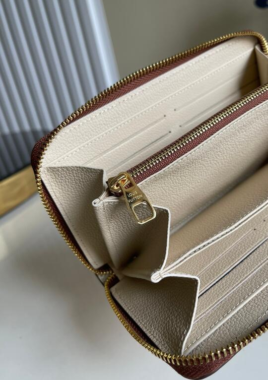 SAMC - Mix Wallets - 070