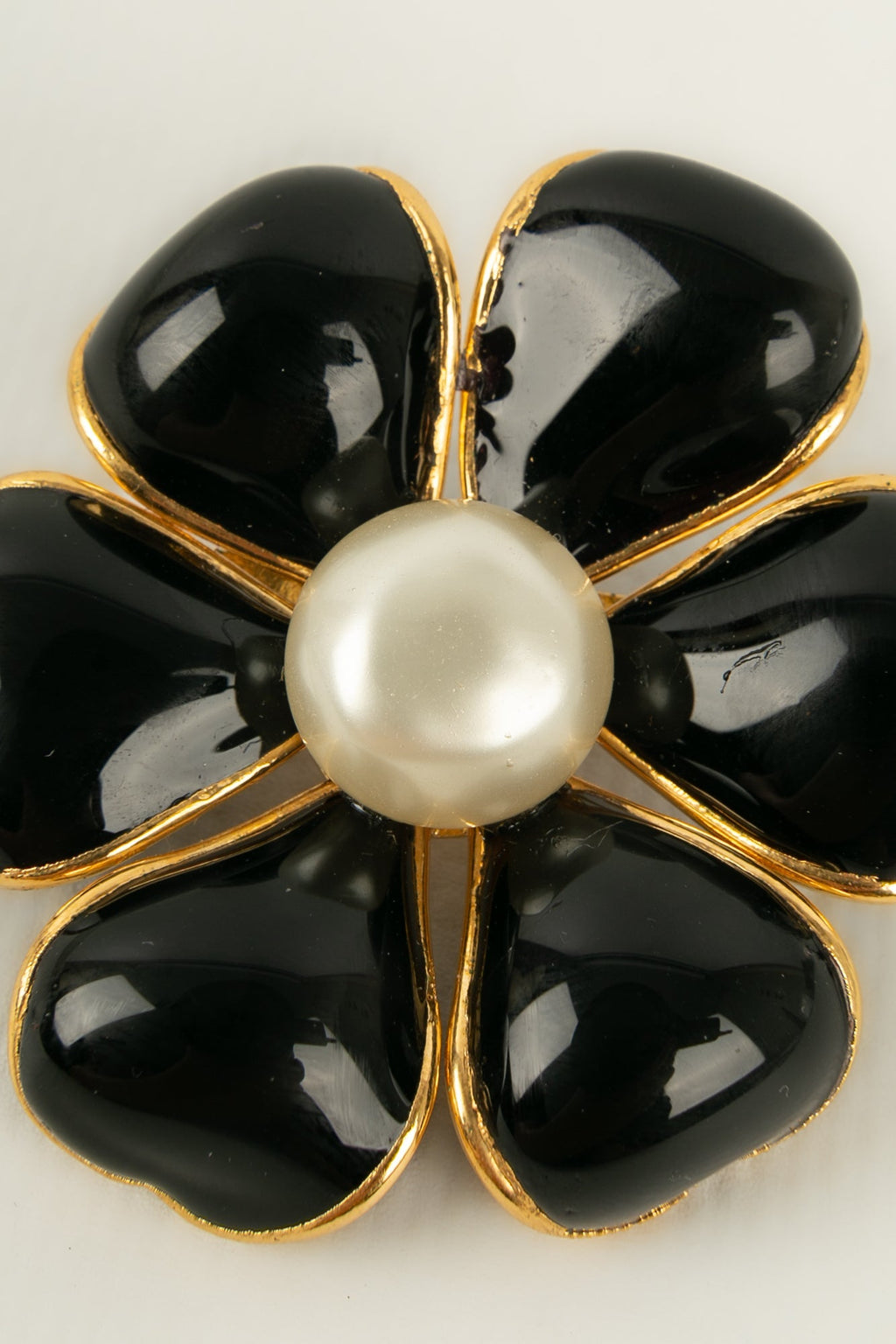 Broche camÃƒÆ’Ã‚Â©lia Chanel Automne 1995