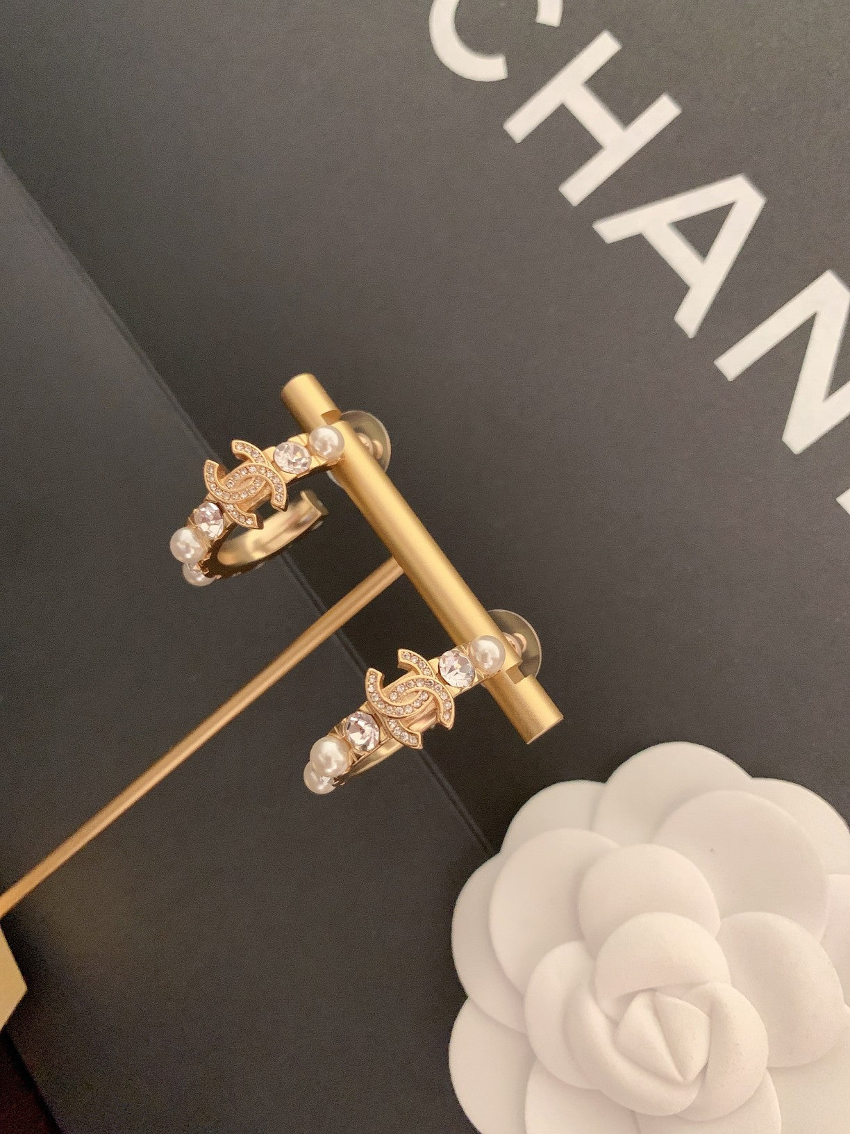 EN - Lux Earring CHL 035