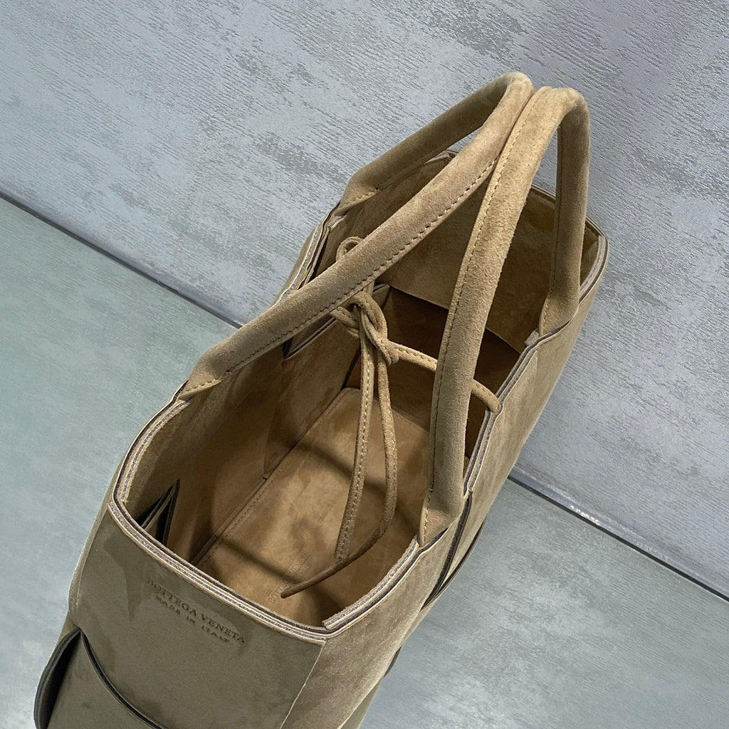GLAMI Small Arco Tote Bag Brown, For Women, Bags 14.2in/36cm