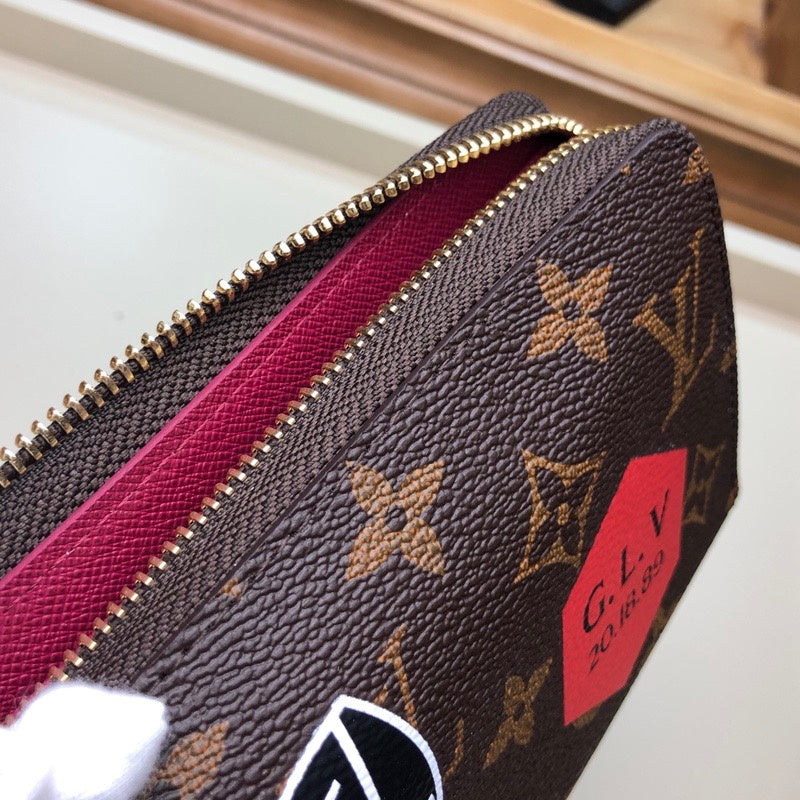 LOV2 Bags - Luxurious Bags  2428