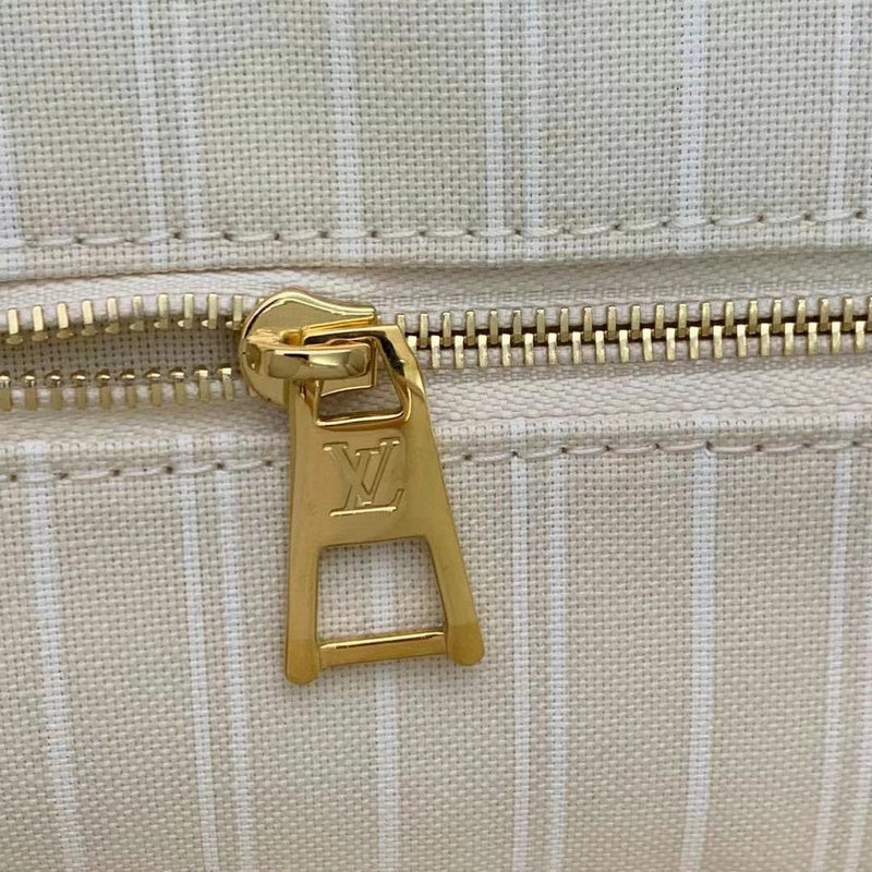 LOV2 Bags - Luxurious Bags  2497