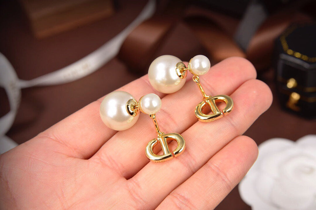 EN - Lux Earring Dir 017
