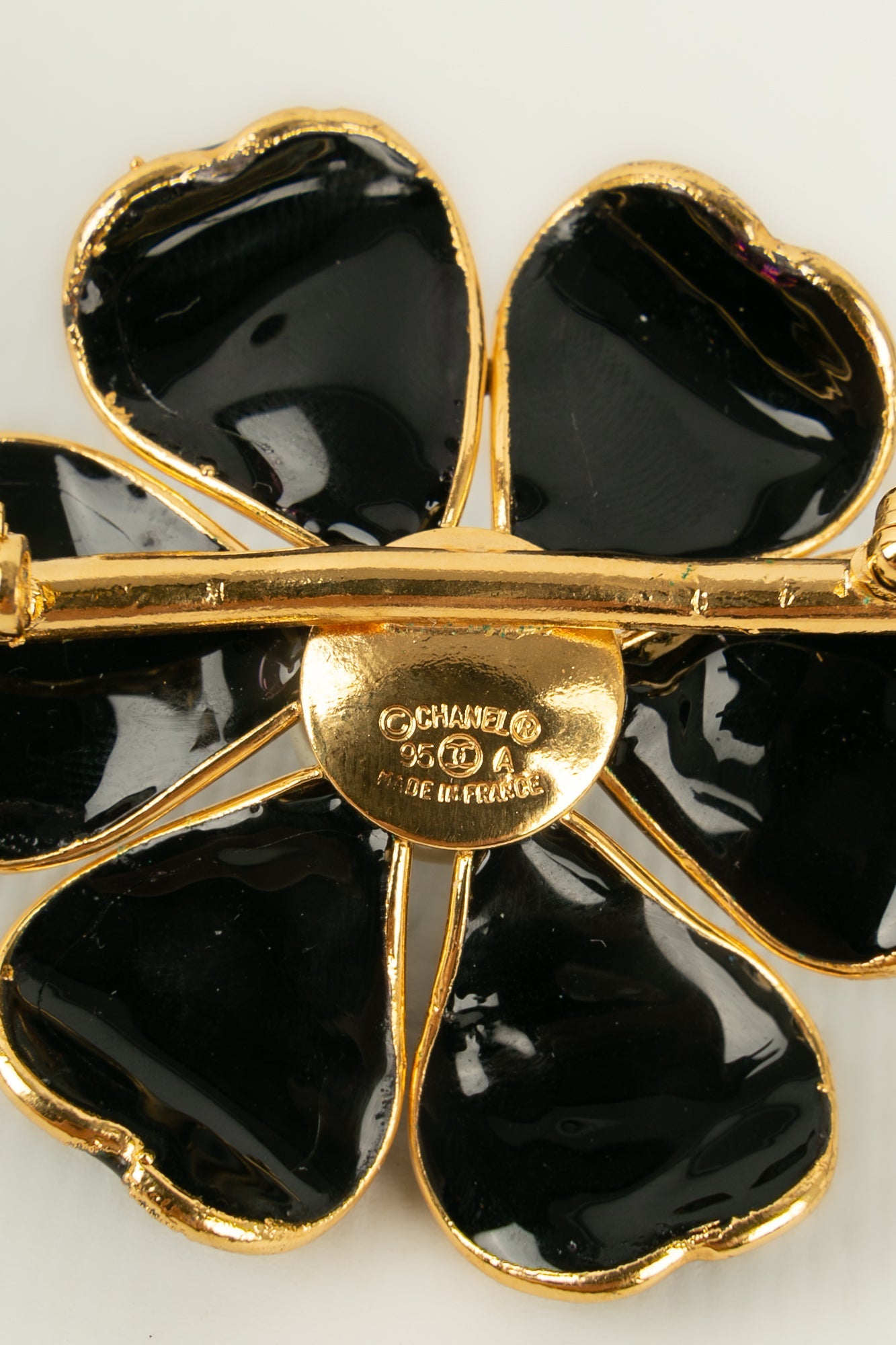 Broche camÃƒÆ’Ã‚Â©lia Chanel Automne 1995