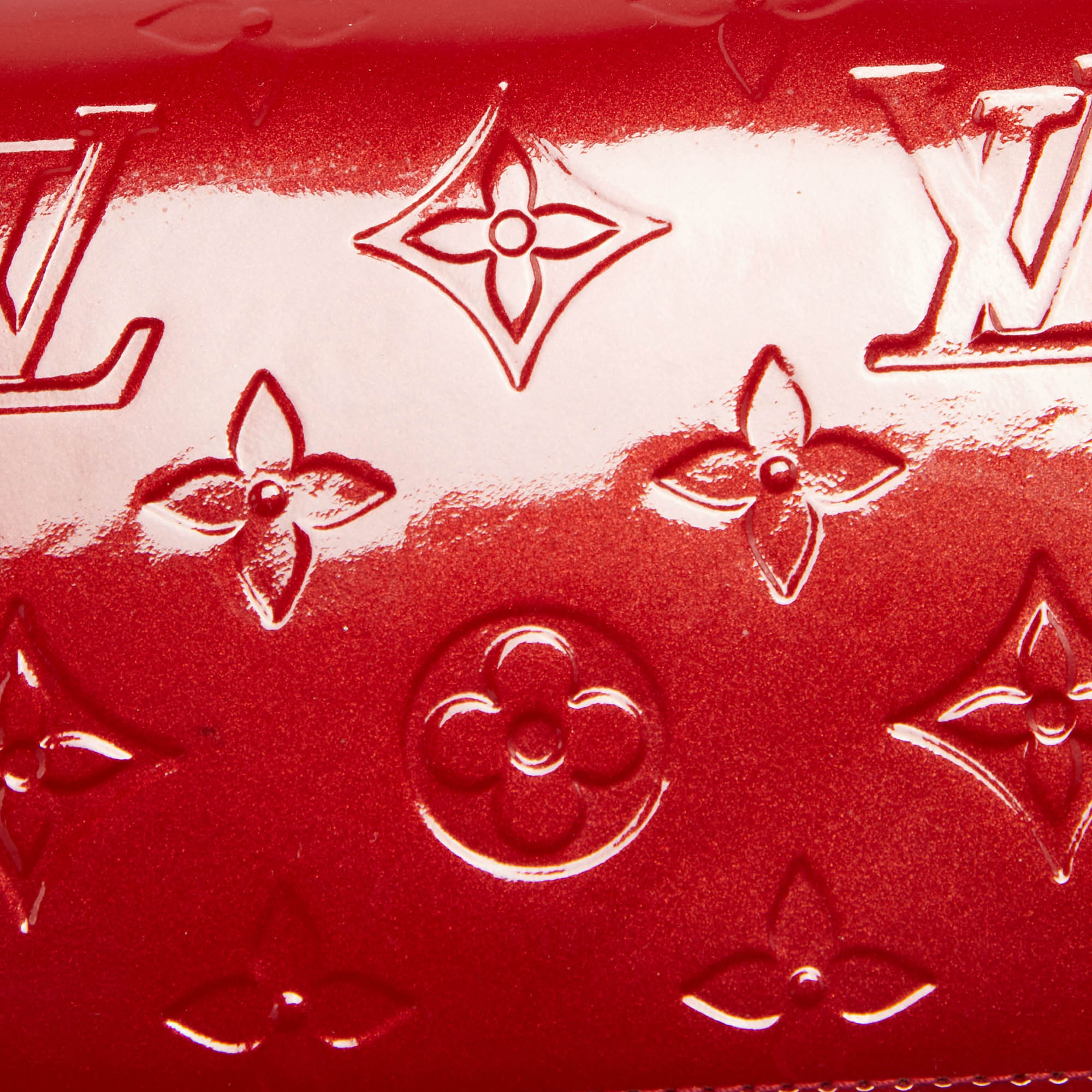 Louis Vuitton Pomme D'amour Monogram Vernis Chaine Wallet